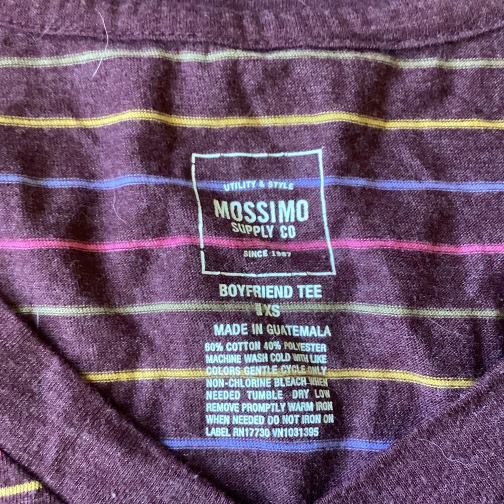 Mossimo Fitted Tee - Picture 4 of 5